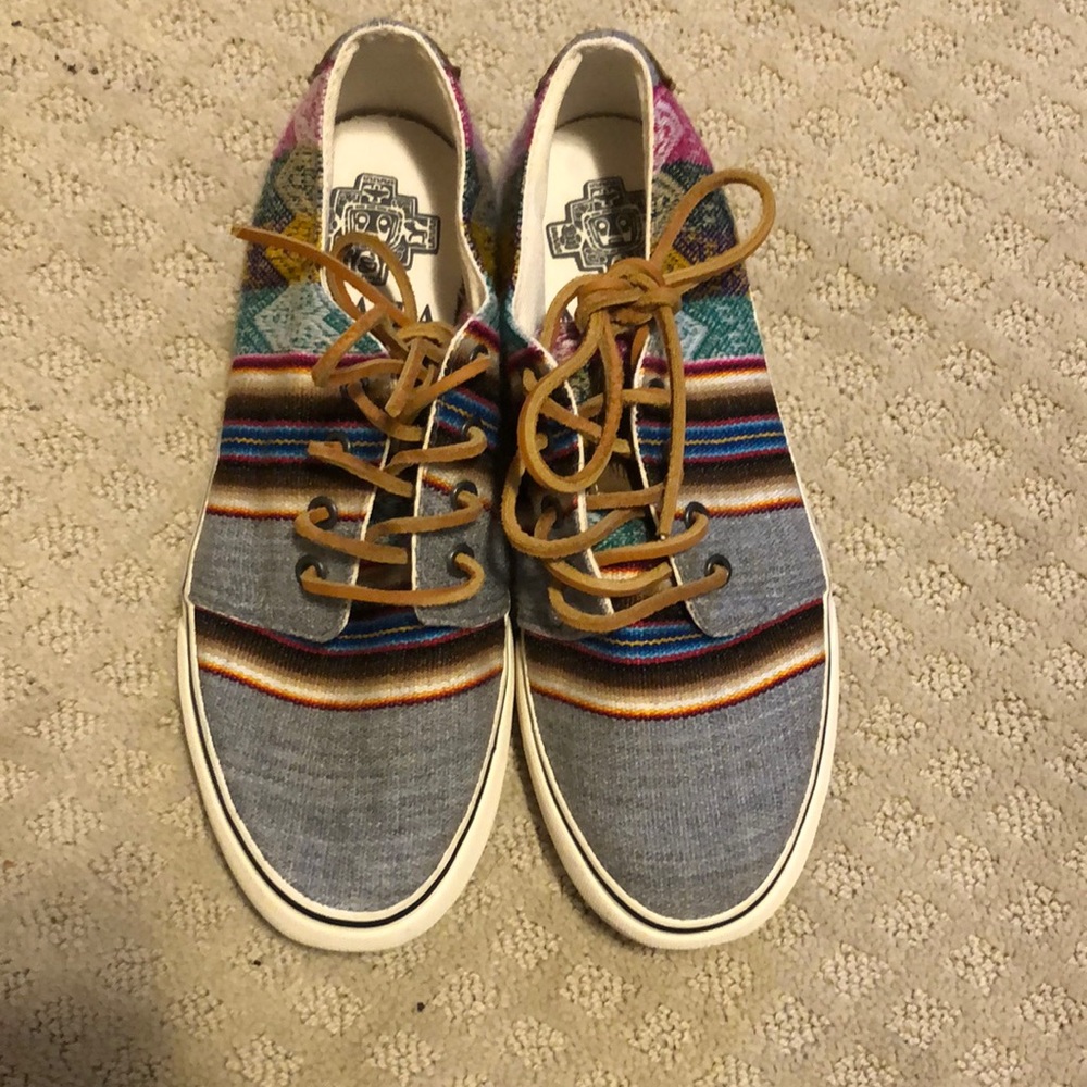 Mipacha Clasico Bajo sneakers